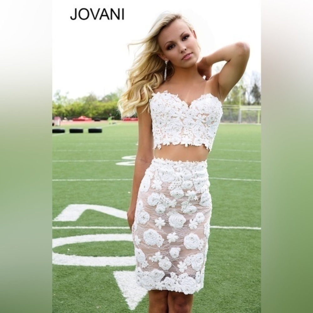 Jovani lace 2 pc dress 91242 IVORY/NUDE size 4
